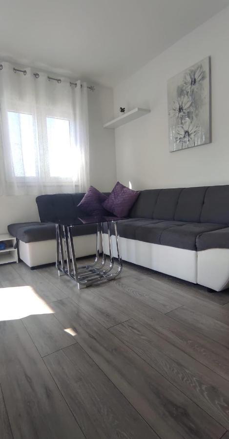 Apartman K&S Kaštela Eksteriør bilde